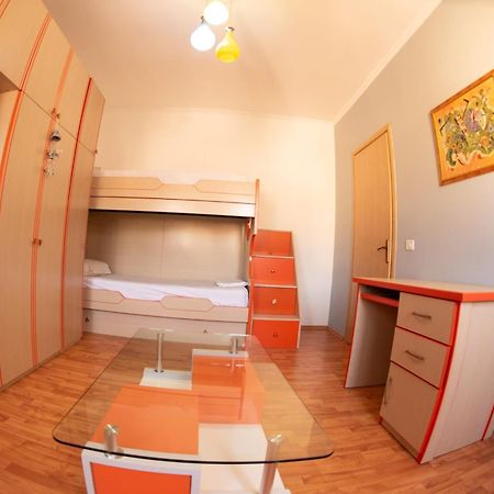 Apartament Egzoni City Center Apartment Berat Bagian luar foto