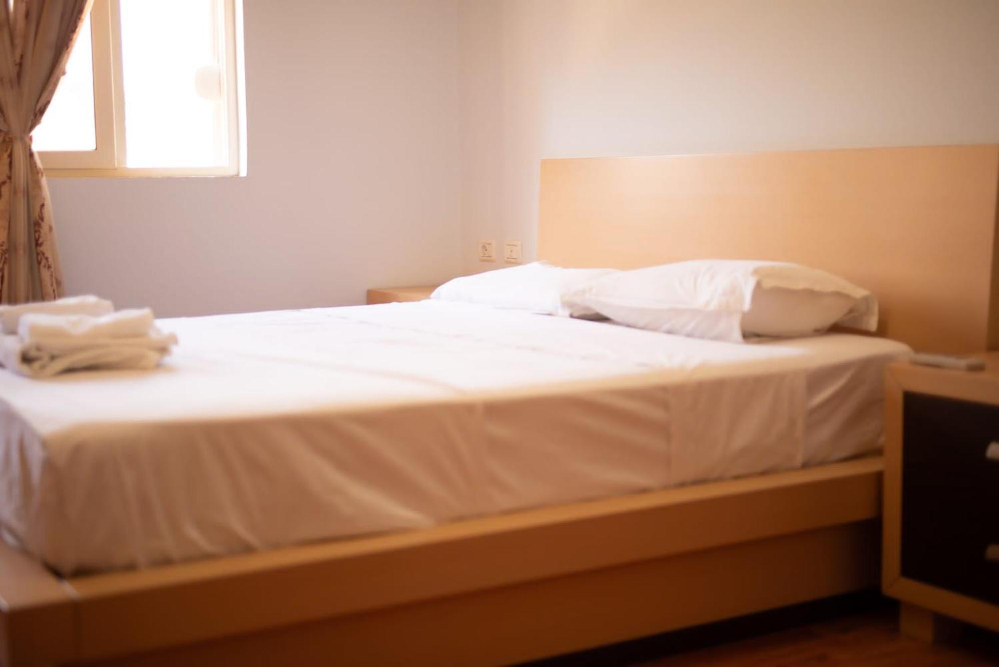 Apartament Egzoni City Center Apartment Berat Bagian luar foto