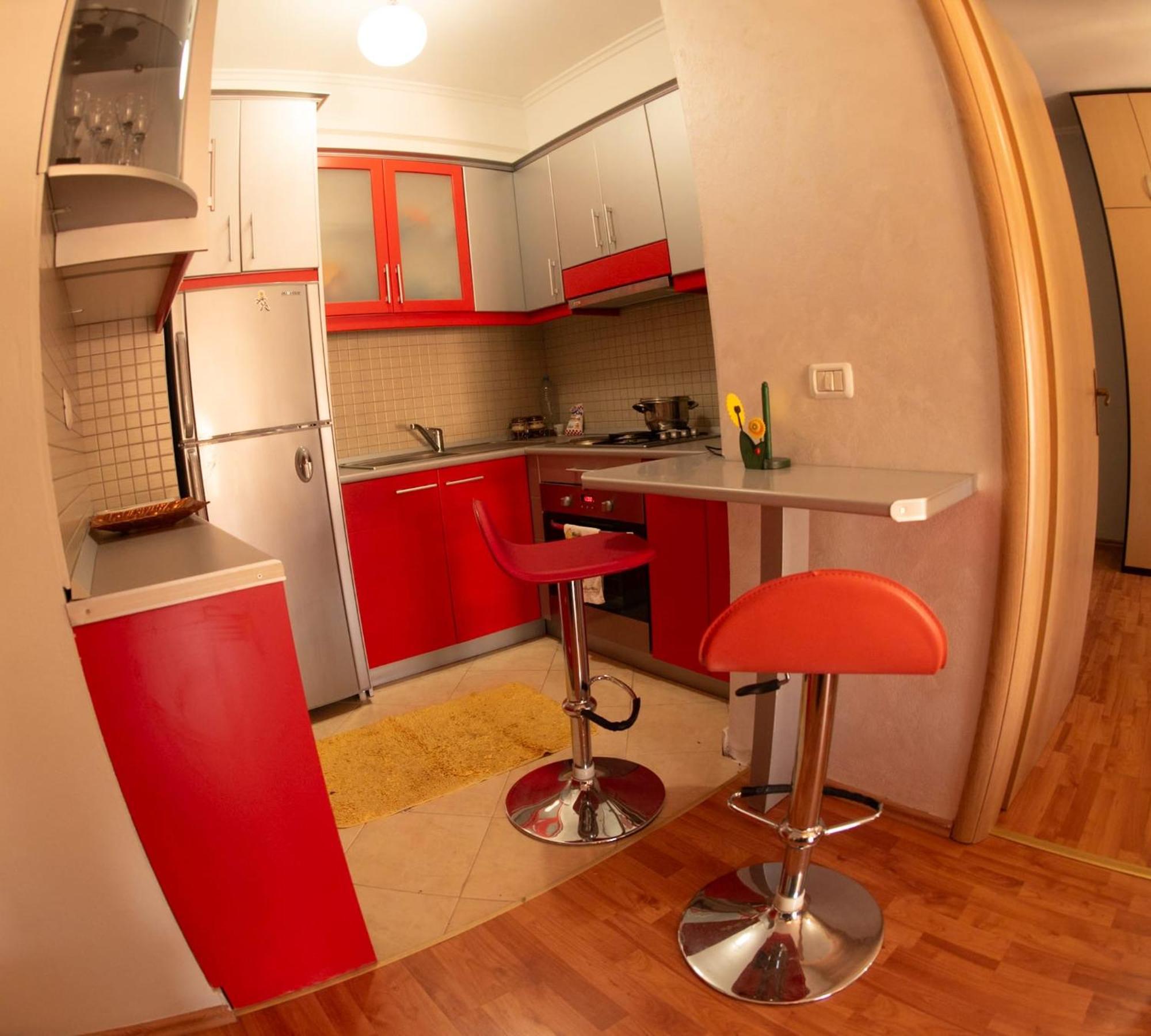 Apartament Egzoni City Center Apartment Berat Bagian luar foto